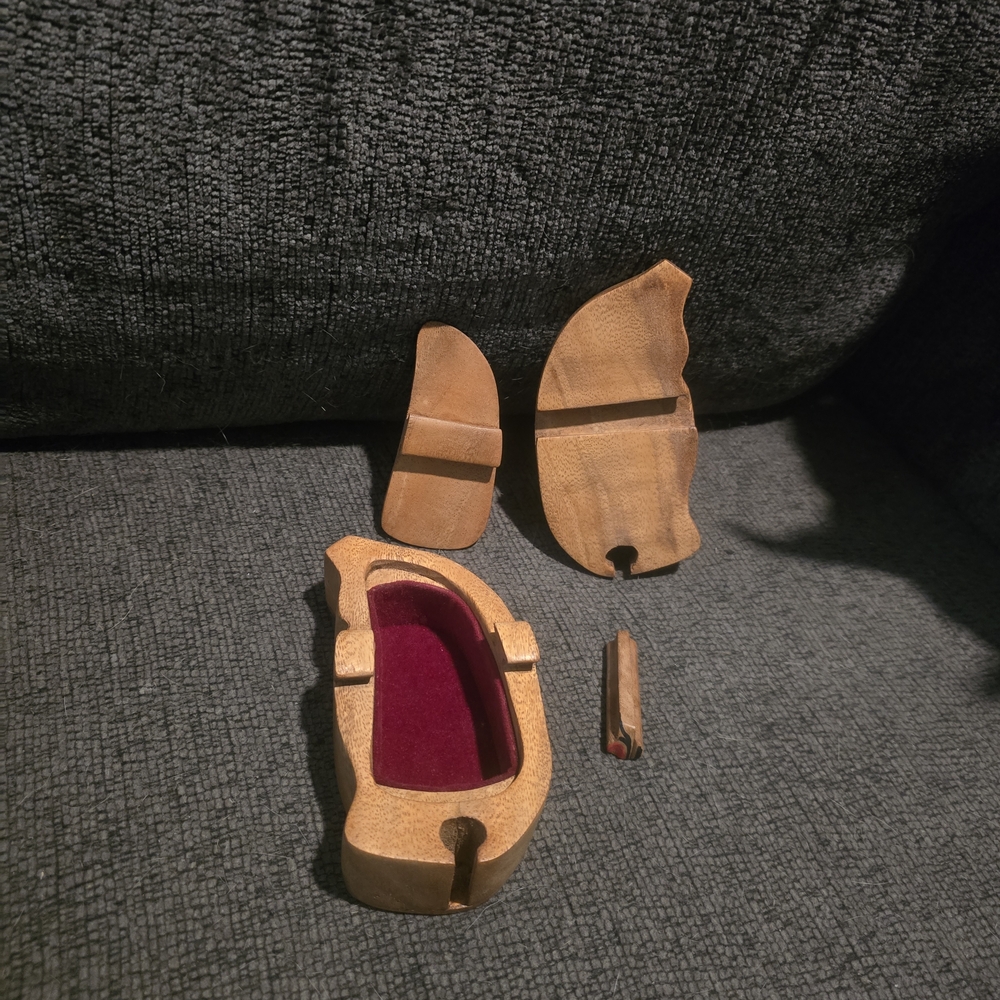 Hand-Painted Totem Bird Puzzle Box - Picture 3 of 4